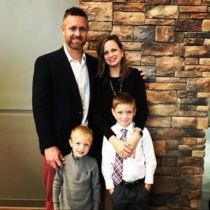 Meet your Posher, Elizabeth